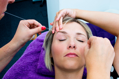 Eye Brows Threading